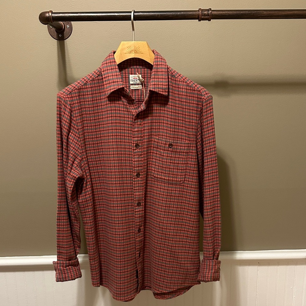 Faherty Men's Red Plaid Long-Sleeve Button-Down Shirt